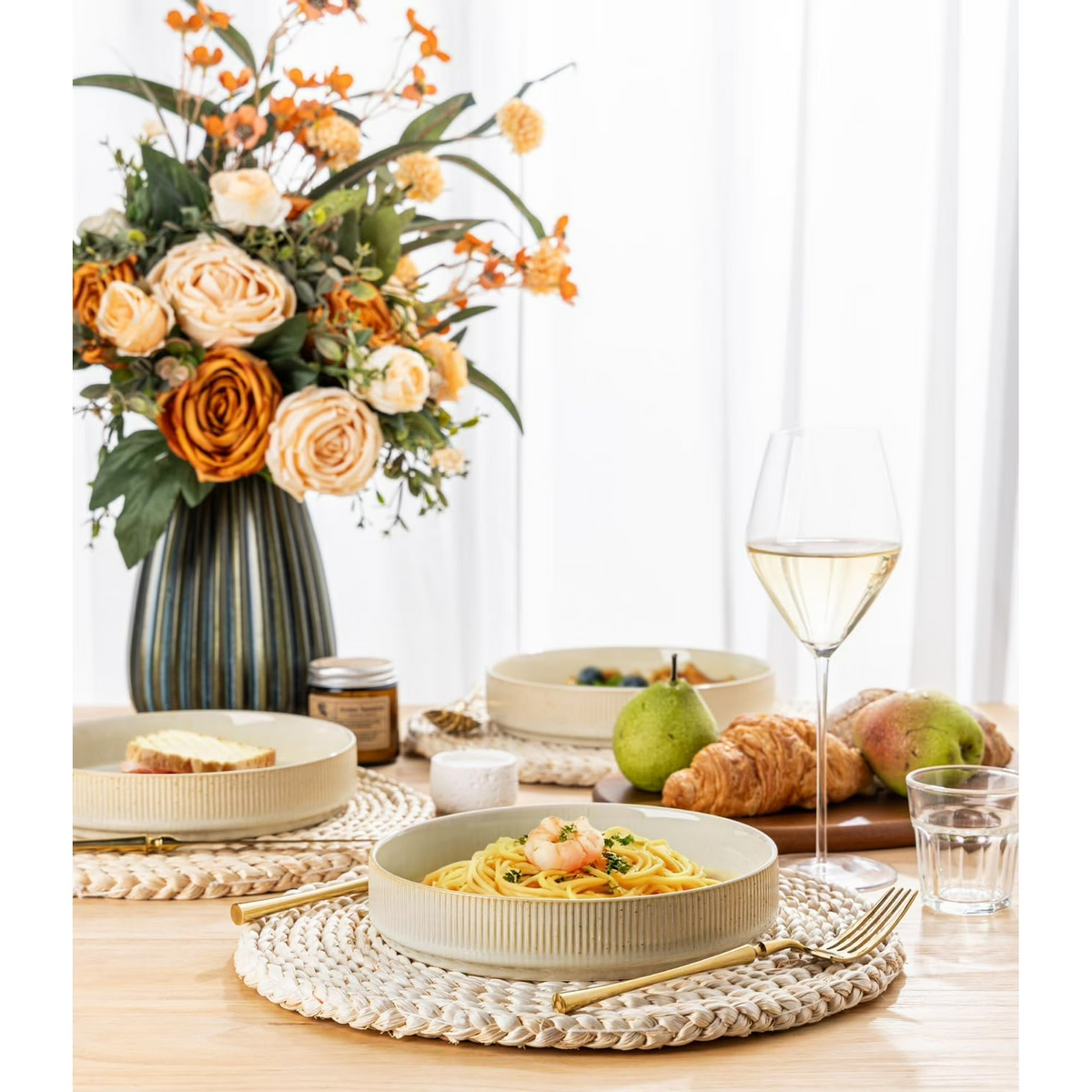 Theterra 7.5'' Ceramic Pasta Bowls, Salad Bowls Set of 4, Stoneware Serving Bowls for Fruits, Noodle, Dinner, House-warming Wedding Present, Cappuccino
