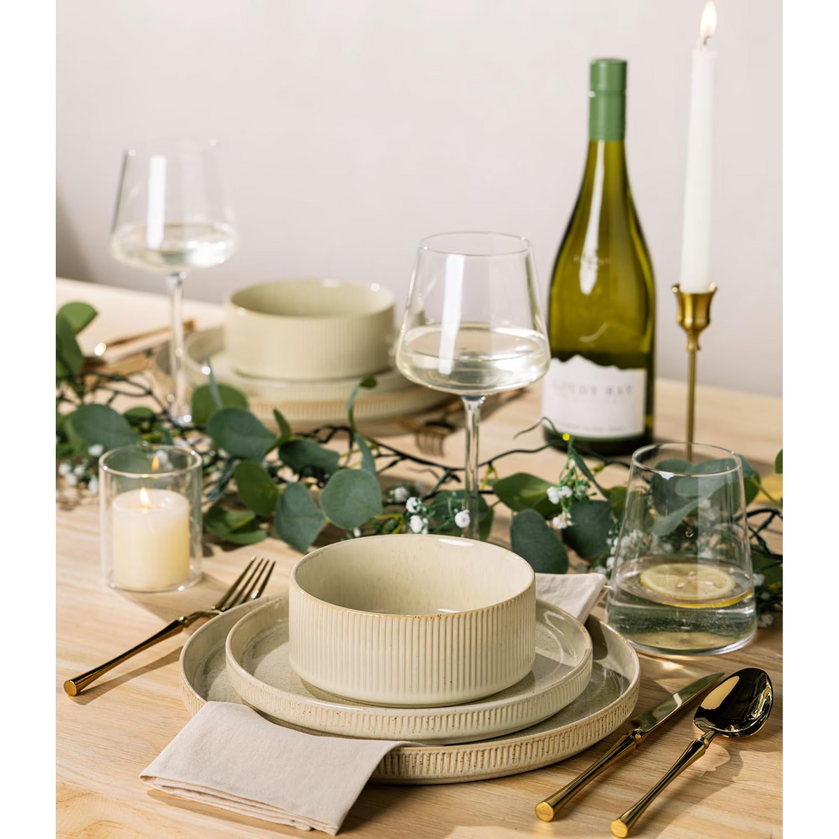 TheTerra Ceramic Dinnerware Sets for 4, 12 Pieces Porcelain Lightweight Speckled Plates and Bowls Sets, Scratch Resistant Dish Set, Oven & Microwave & Dishwasher Safe, Coca Mocha