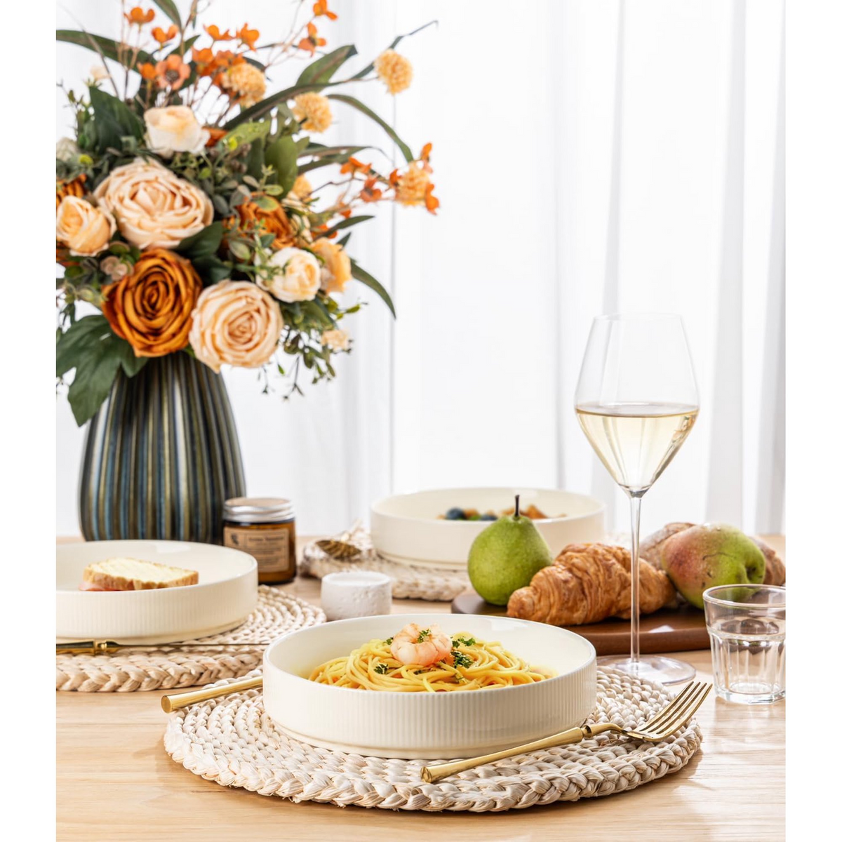 Theterra 7.5'' Ceramic Pasta Bowls, Salad Bowls Set of 4, Stoneware Serving Bowls for Fruits, Noodle, Dinner, House-warming Wedding Present, Beige