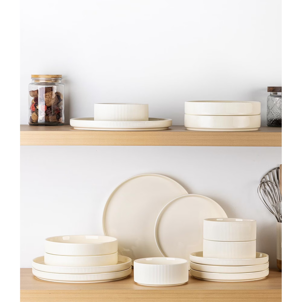 Theterra 7.5'' Ceramic Pasta Bowls, Salad Bowls Set of 4, Stoneware Serving Bowls for Fruits, Noodle, Dinner, House-warming Wedding Present, Beige