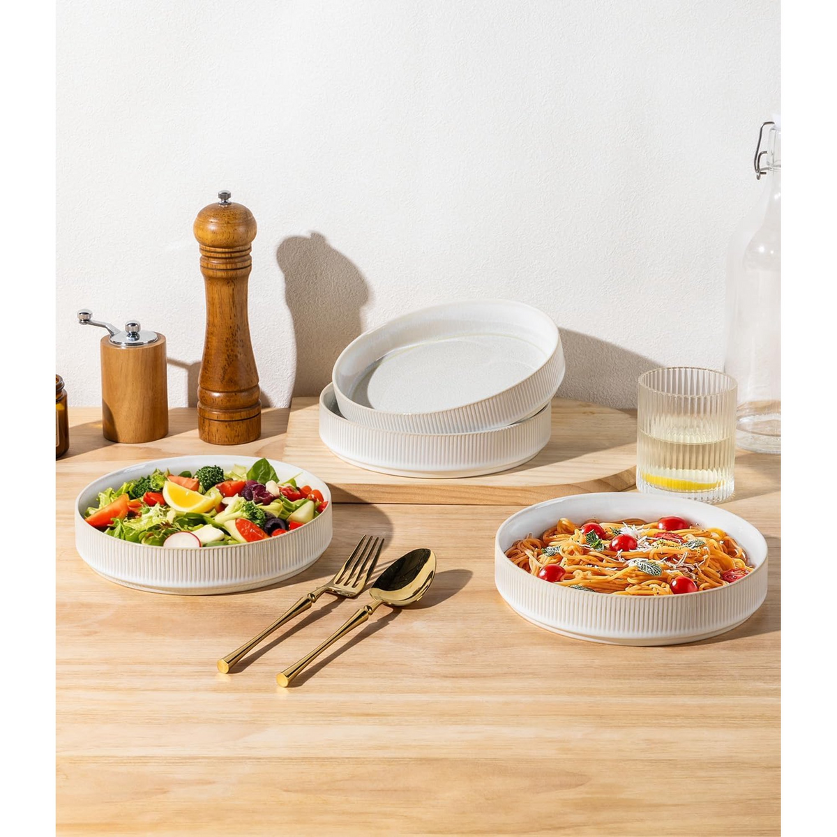 Theterra 7.5'' Ceramic Pasta Bowls, Salad Bowls Set of 4, Stoneware Serving Bowls for Fruits, Noodle, Dinner, House-warming Wedding Present, Reactive White