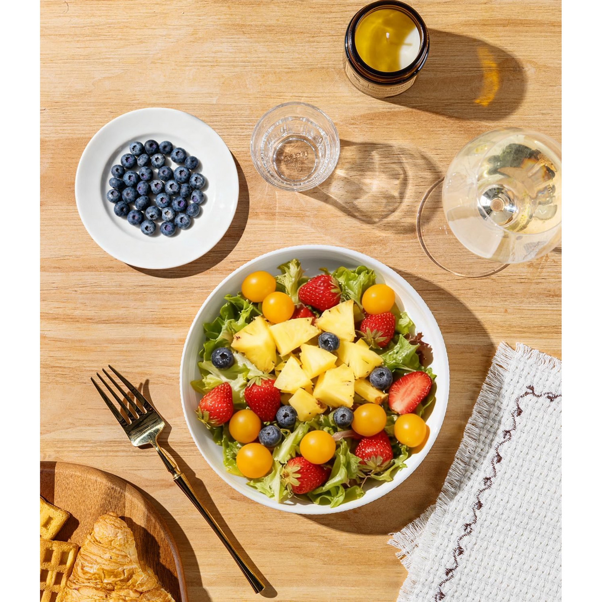 Theterra 7.5'' Ceramic Pasta Bowls, Salad Bowls Set of 4, Stoneware Serving Bowls for Fruits, Noodle, Dinner, House-warming Wedding Present, Bright White